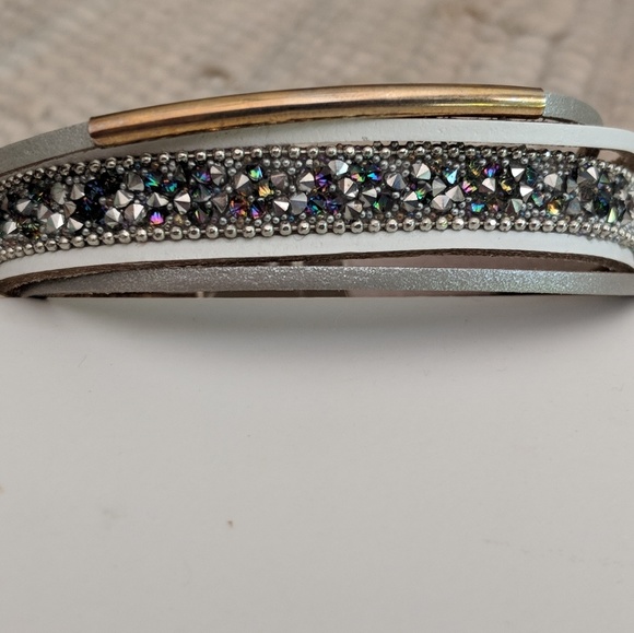 Owl with amethyst stone - Picture 4 of 7